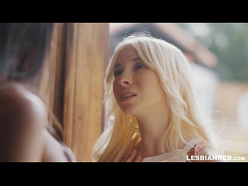 ❤️ Qiz bir necha oydan keyin uyga keladi va o'gay onasining mushukini yeydi ☑ Anal pornoda bizda ️❤